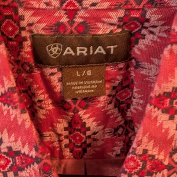 J29 ARIAT Short Sleeve Button Up Top - Picture 3 of 5